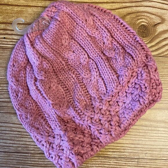 A.N.A. Pink Tabogan   - Picture 1 of 2